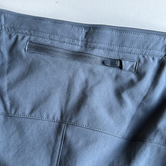 NWT Brooks Sherpa 2-in-1 5” Running Shorts Swim Trunks Grey and Orange - Picture 9 of 17